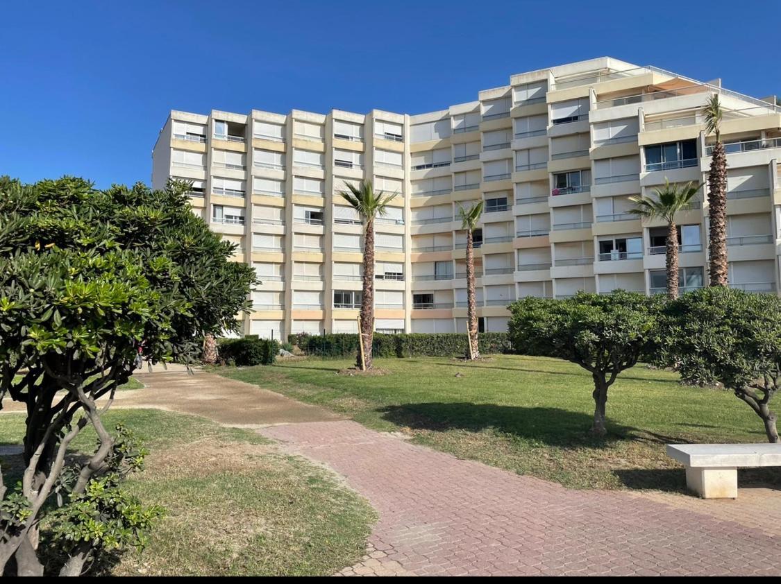Studio Front De Mer Renove Le Barcares Exterior photo